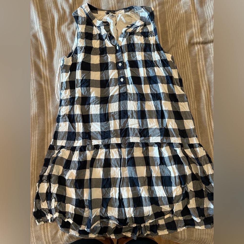 Crown and Ivy dress